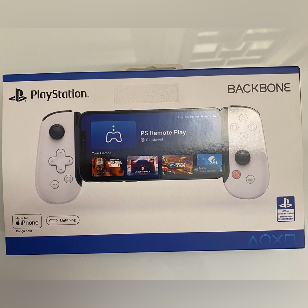 Backbone iPhone Gaming Controller in Black and White